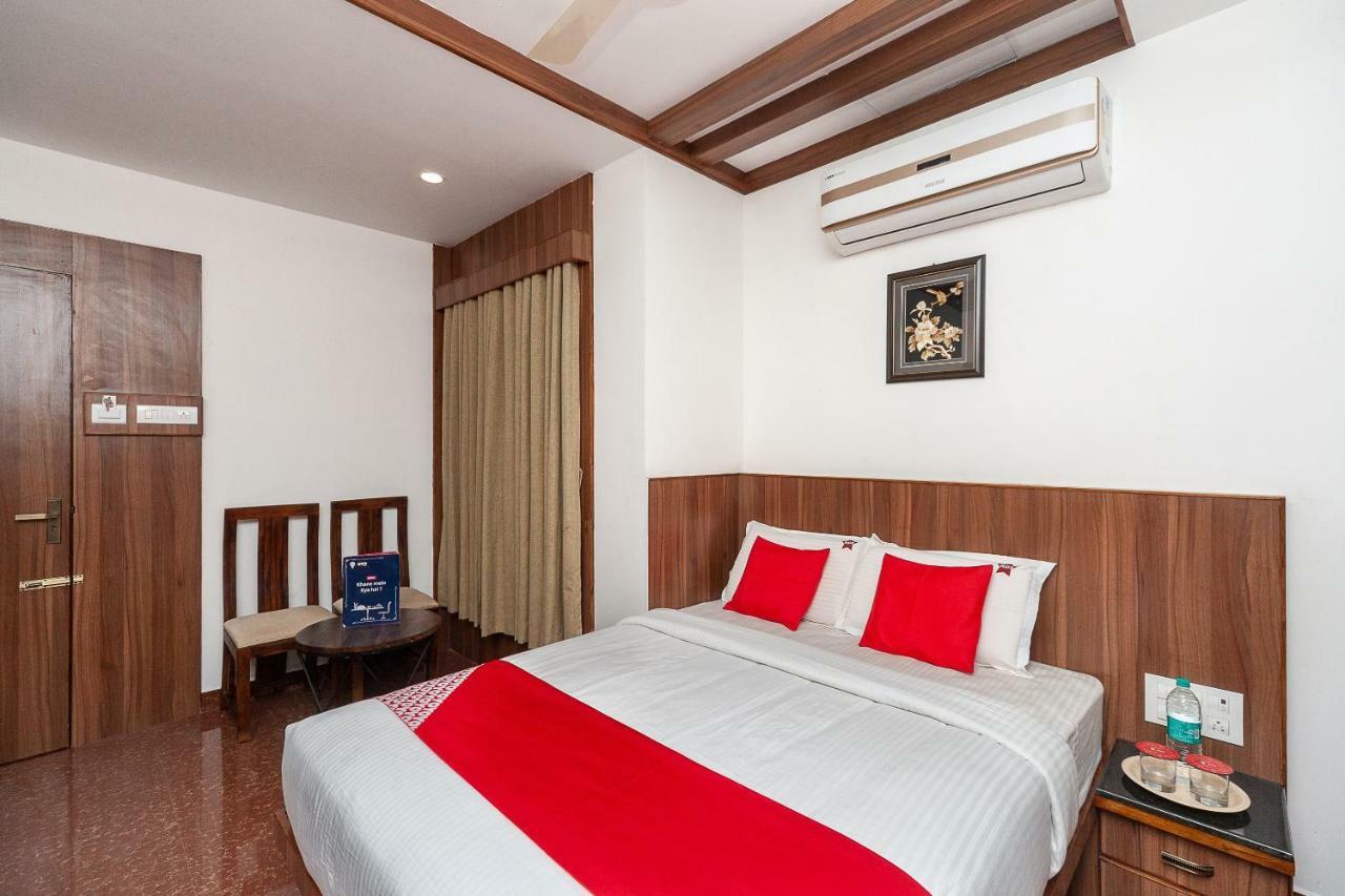 Oyo 29859 Rds Guest House Ambur エクステリア 写真