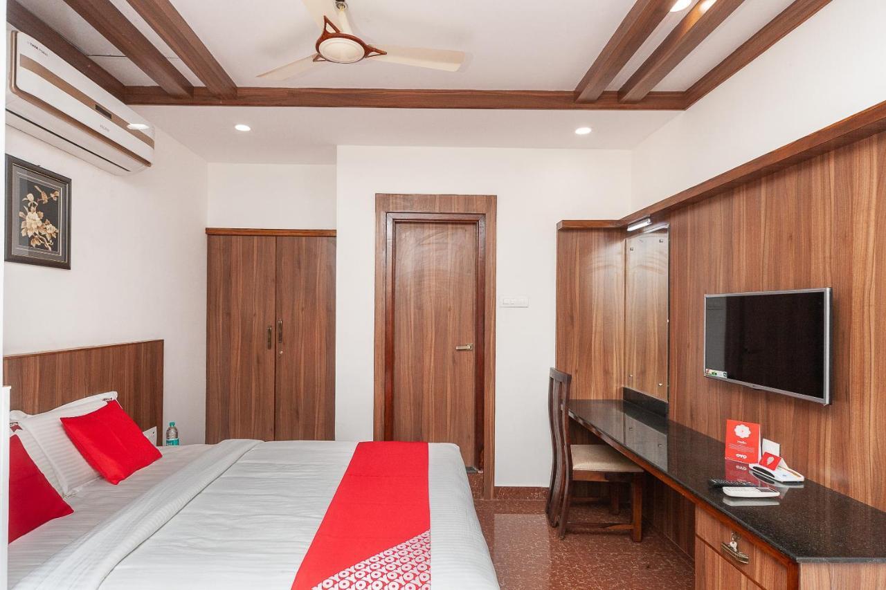 Oyo 29859 Rds Guest House Ambur エクステリア 写真