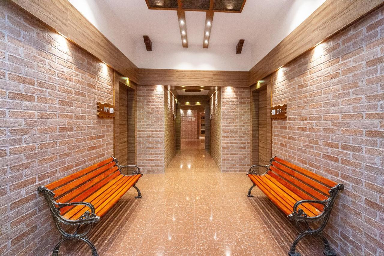 Oyo 29859 Rds Guest House Ambur エクステリア 写真