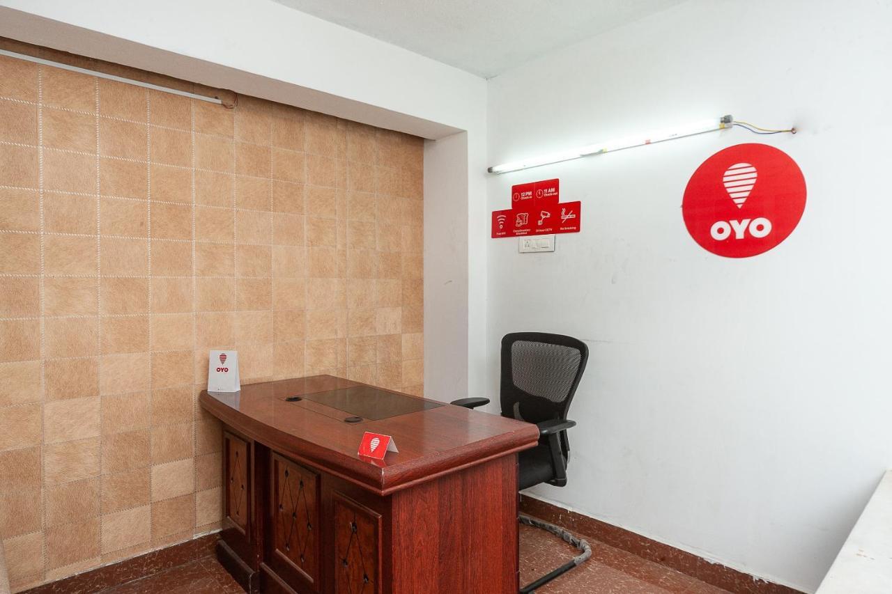 Oyo 29859 Rds Guest House Ambur エクステリア 写真